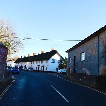 Thatched Cottage, Beautiful Village Near The Sea Otterton Exterior photo
